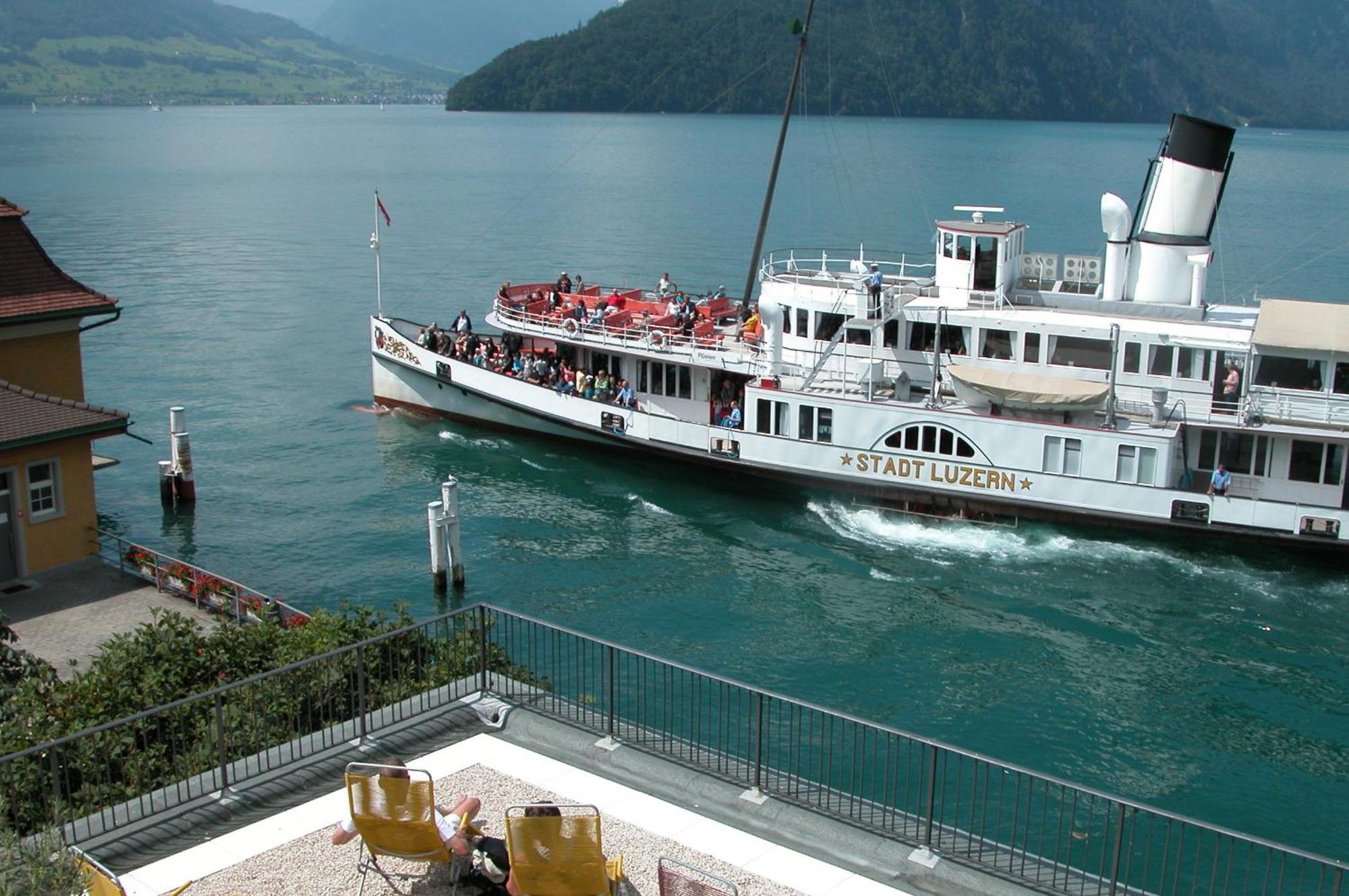 Hotel Terrasse Am See Vitznau Extérieur photo